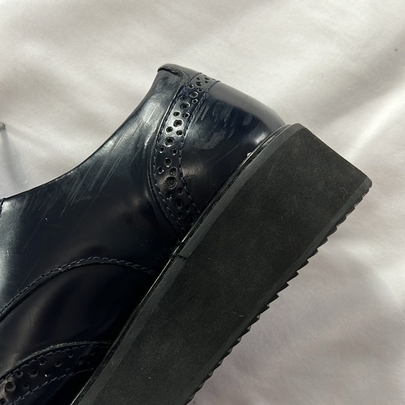 Massimo Dutti Navy Leather Oxfords - Picture 7 of 9